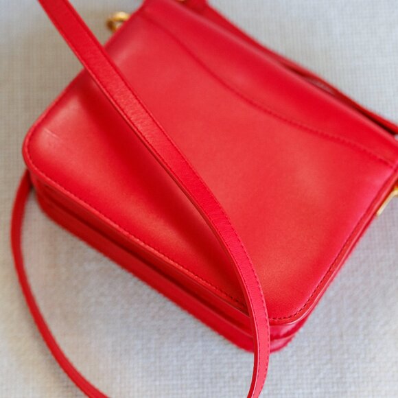 Stuart Weitzman Gabriella Red Leather crossbody bag - Picture 8 of 12